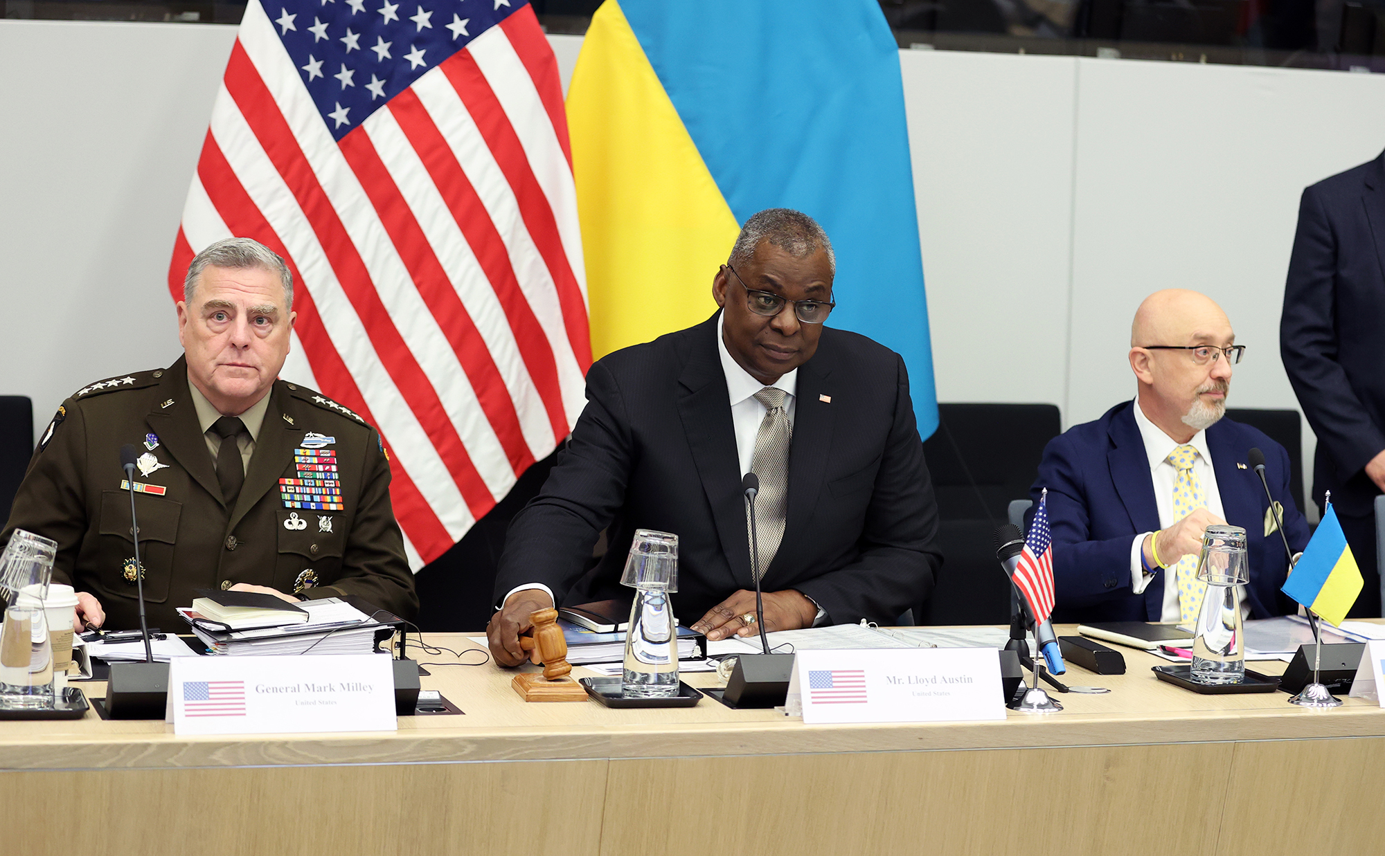 Як Захід повірив у перемогу України. Інсайди про поставки зброї та переговори зі США і Європою